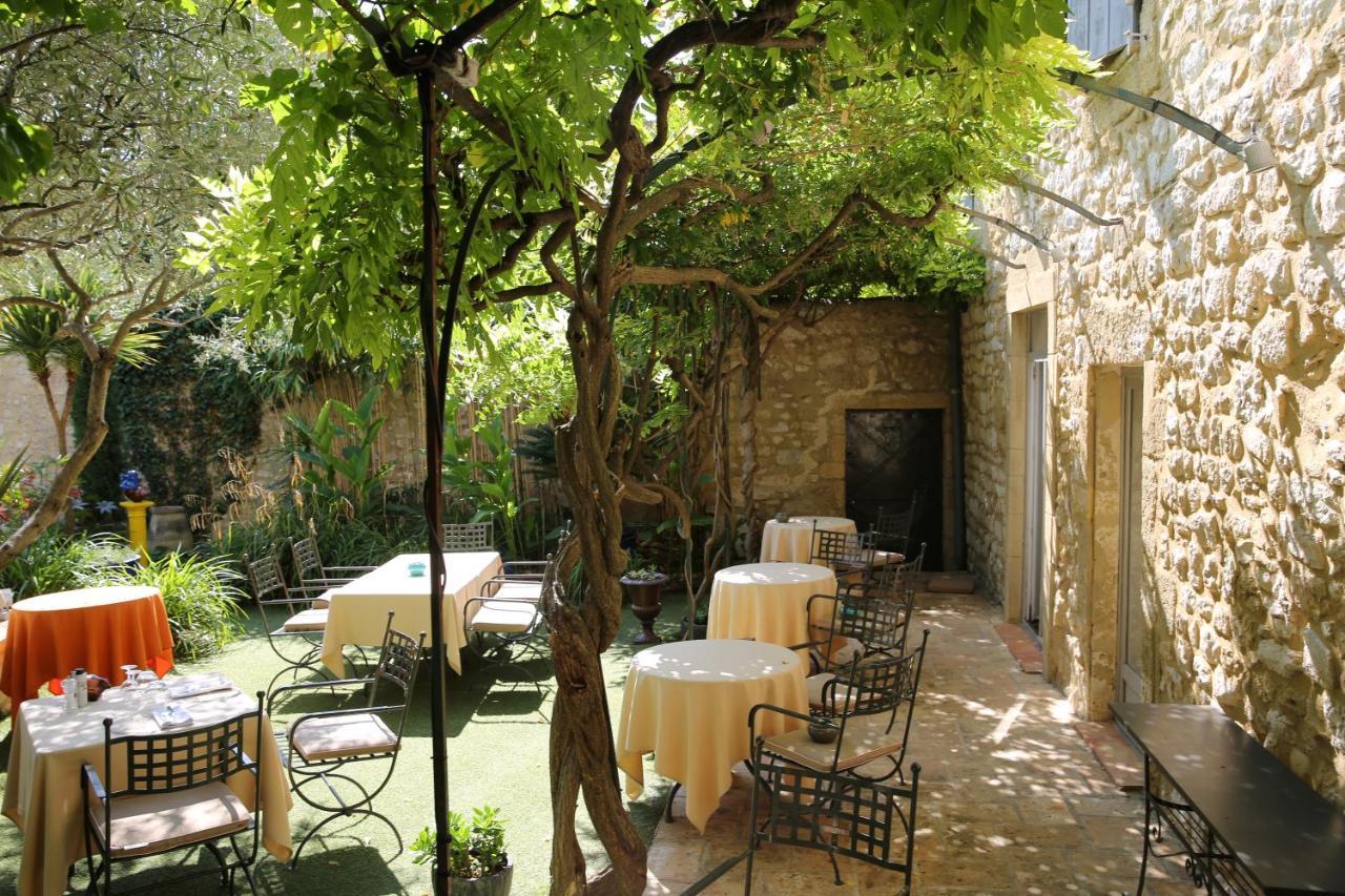 Le Castellas Hotel & Spa - Teritoria Collias Exteriör bild