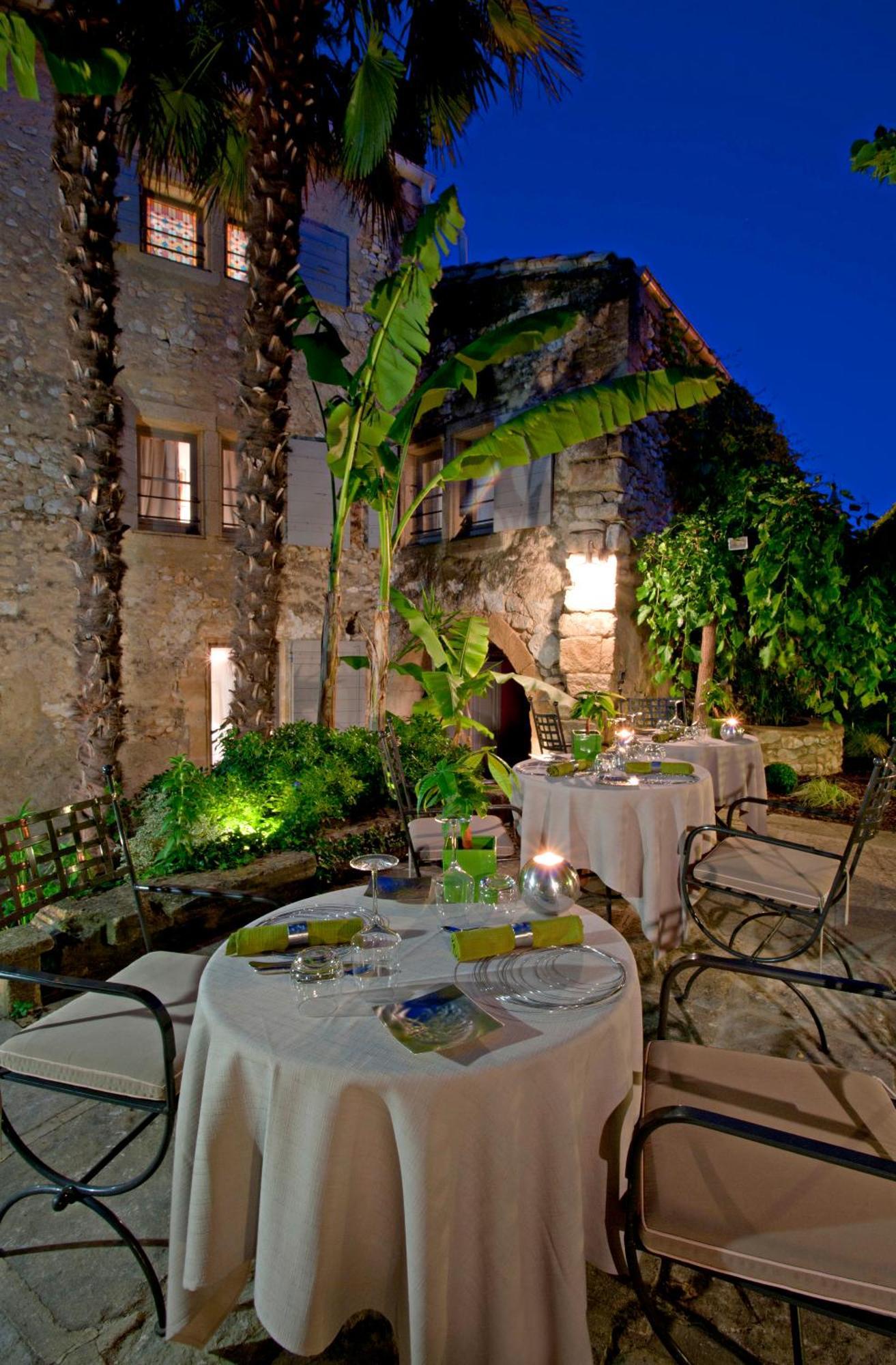 Le Castellas Hotel & Spa - Teritoria Collias Exteriör bild