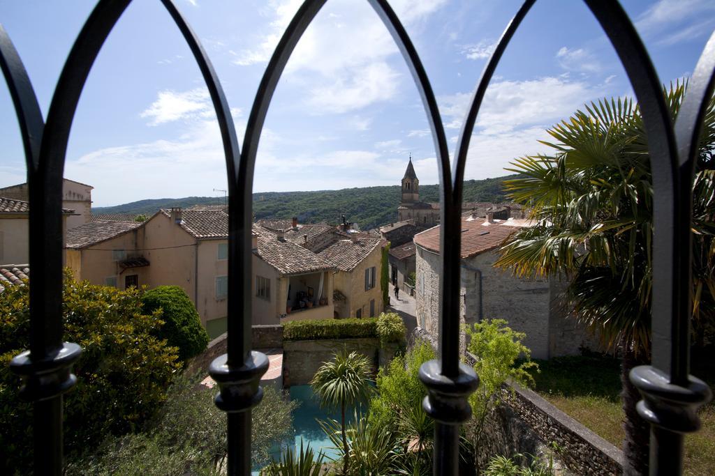 Le Castellas Hotel & Spa - Teritoria Collias Exteriör bild